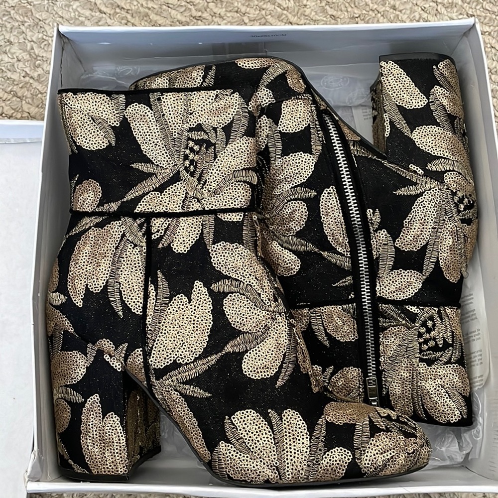 Steve Madden booties